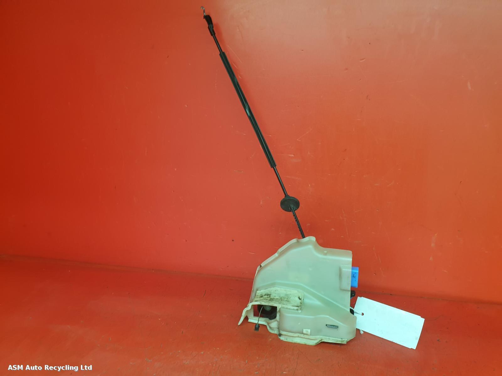 View Auto part Door Lock Assembly Volkswagen Golf 2008