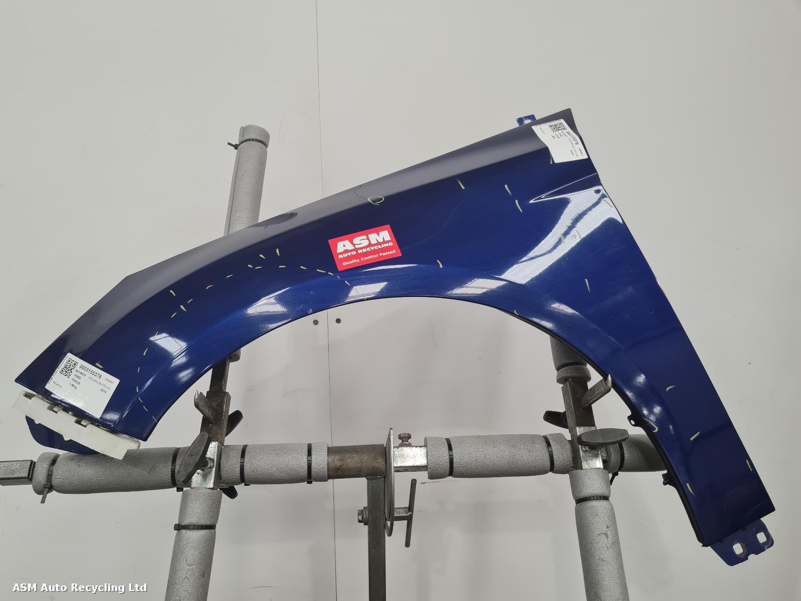 View Auto part L Wing Ford Focus 2014