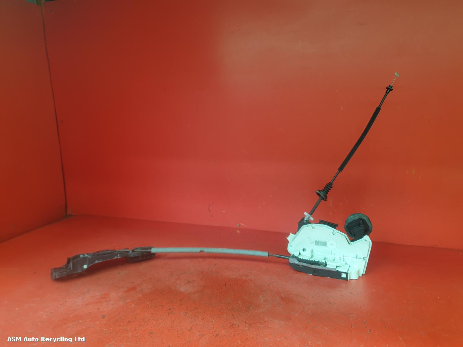 View Auto part Door Lock Assembly Volkswagen Golf 2010