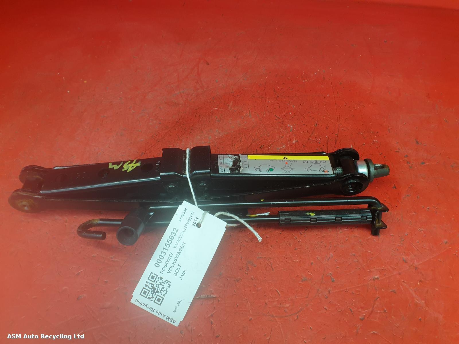 View Auto part Jack Volkswagen Golf 2014