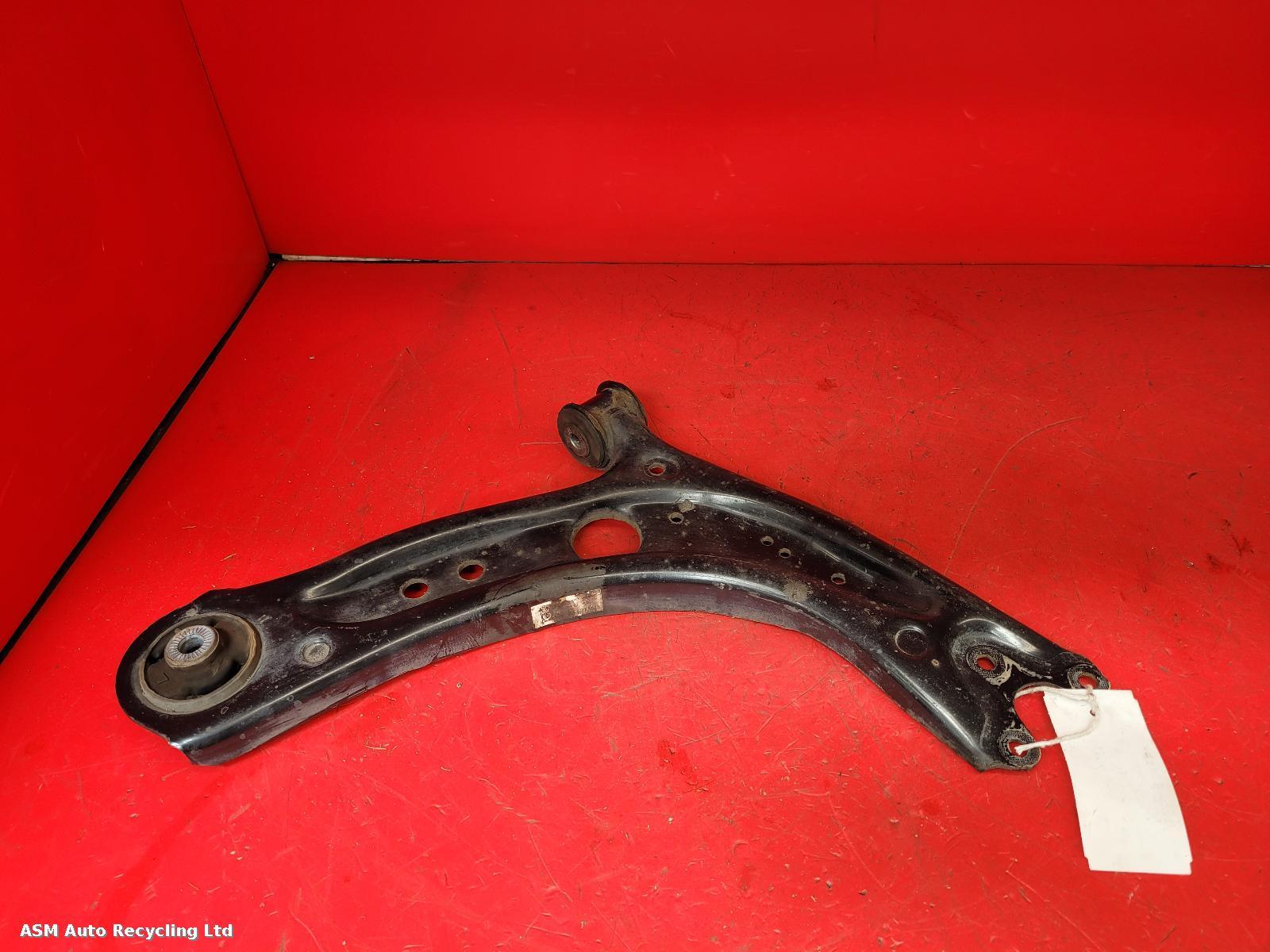 View Auto part RF Lower Control Arm Audi A3 2020