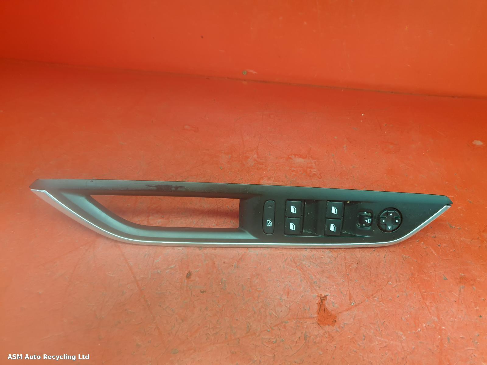 View Auto part Elect. Window Switch Peugeot 5008 2018