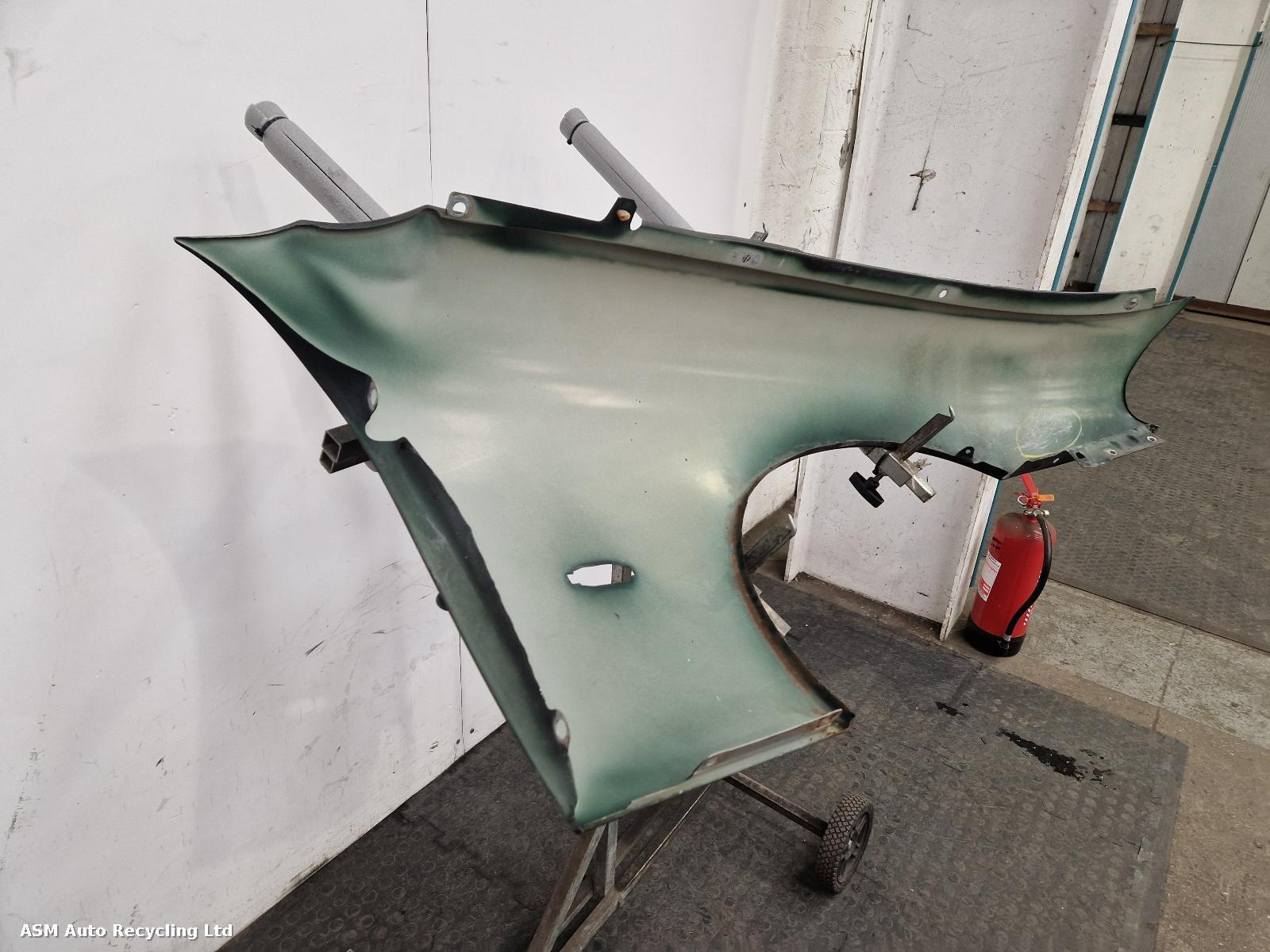 View Auto part L Wing Jaguar Xk8 1998