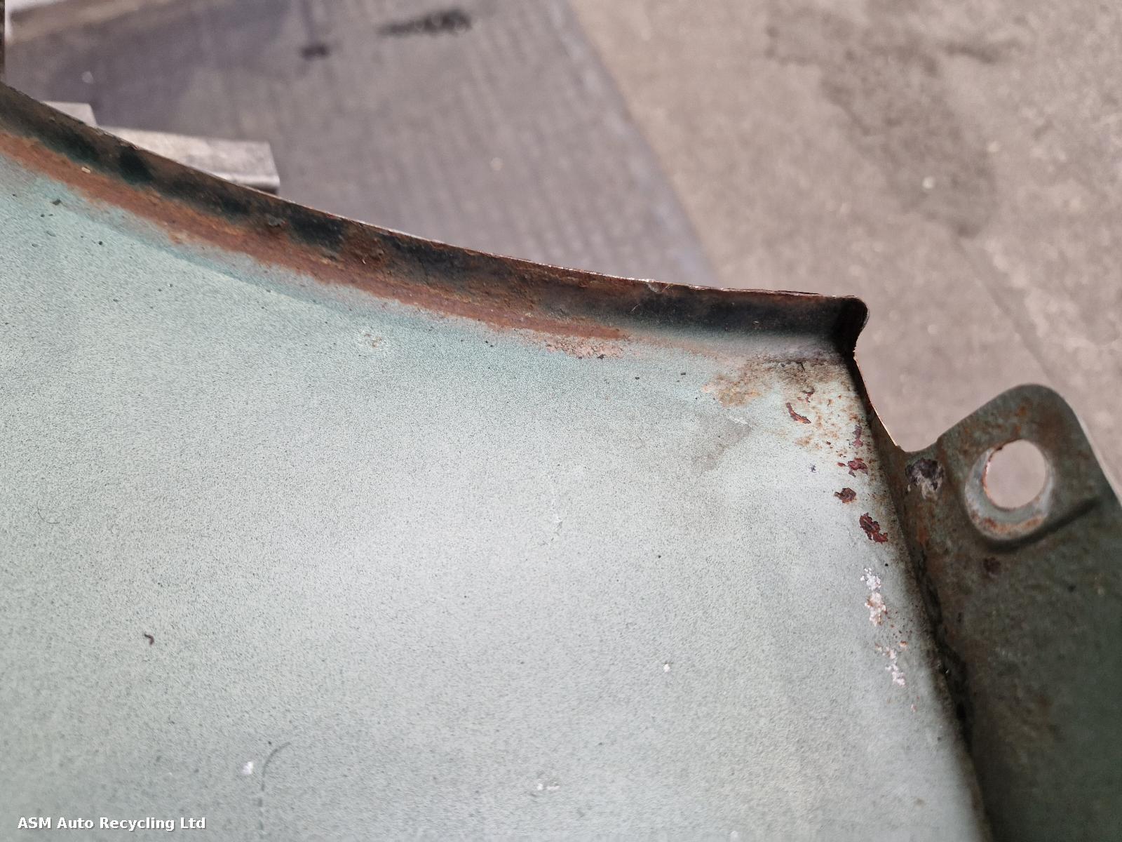 View Auto part L Wing Jaguar Xk8 1998