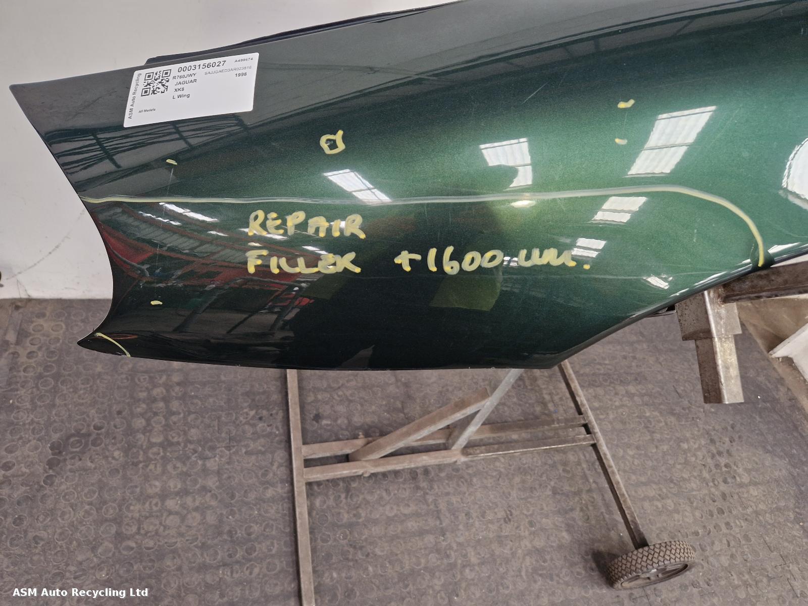 View Auto part L Wing Jaguar Xk8 1998