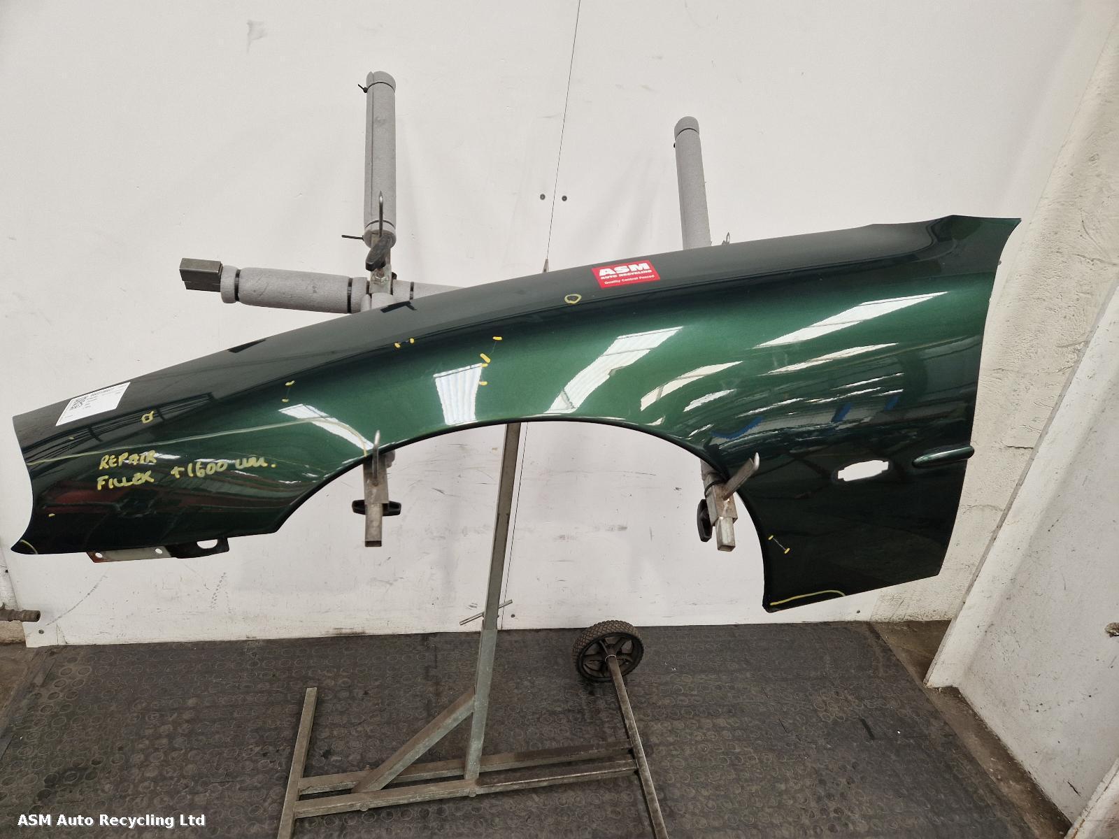 View Auto part L Wing Jaguar Xk8 1998