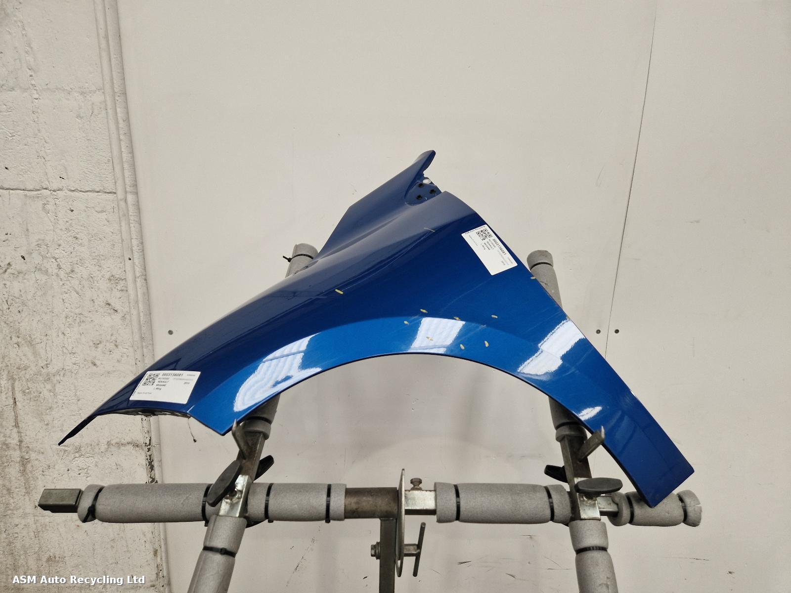 View Auto part L Wing Renault Megane 2010