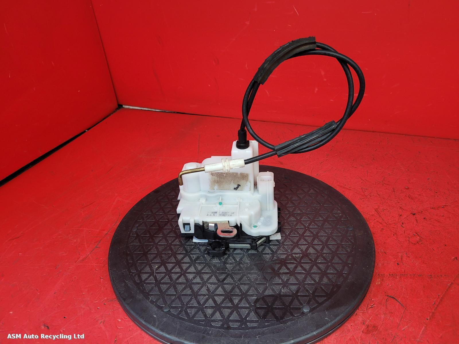 View Auto part Door Lock Assembly Fiat 500 2008