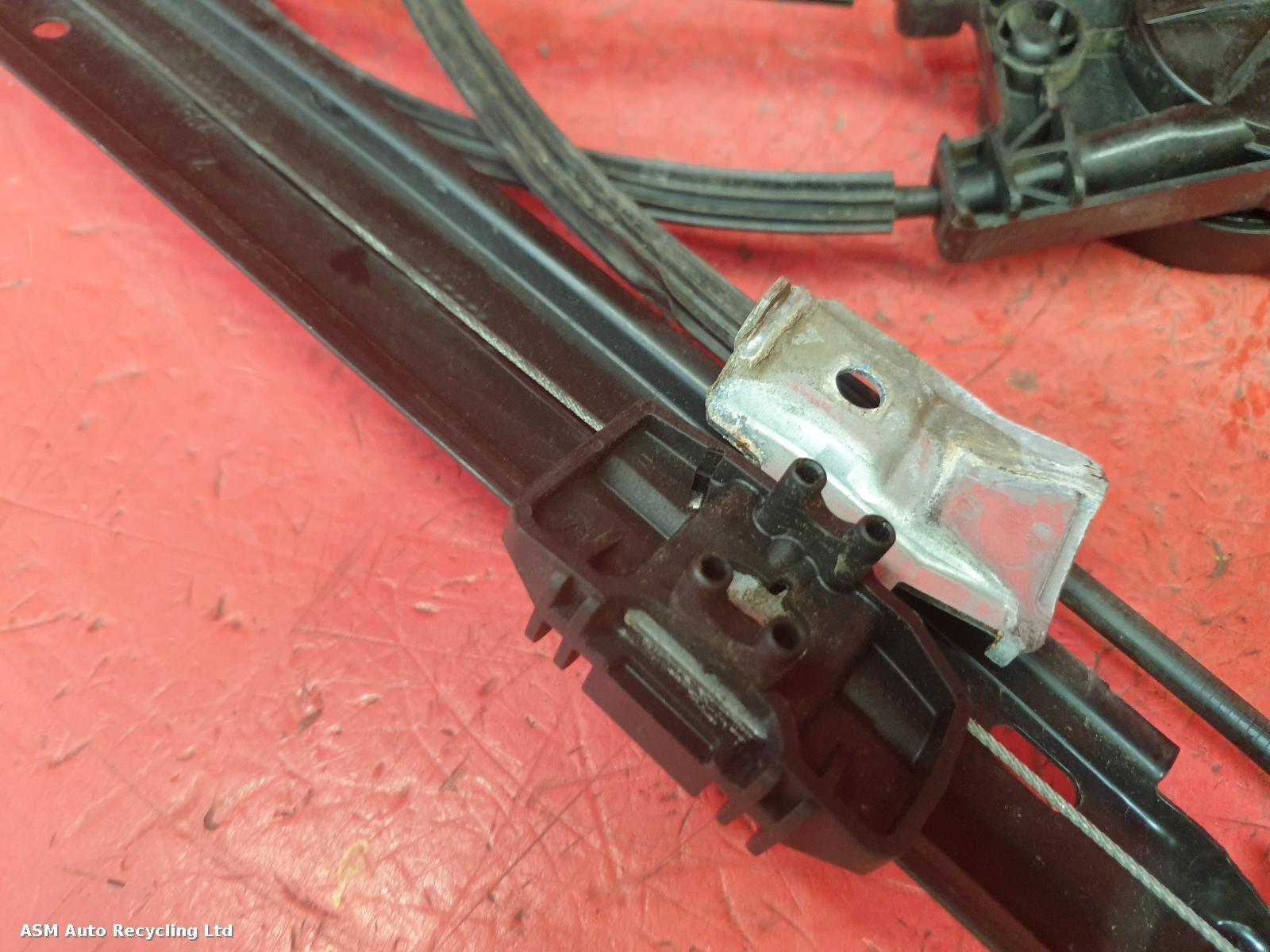 View Auto part LF Window Regulator Seat Ibiza 2014