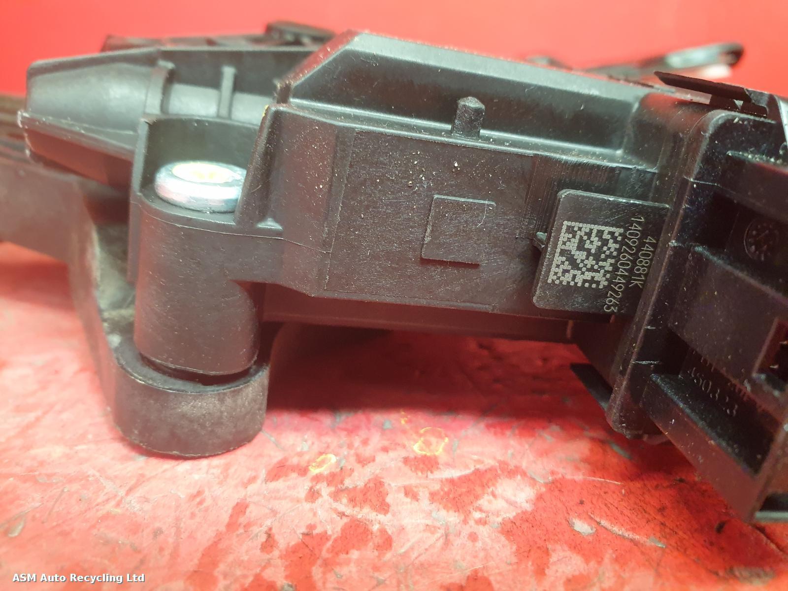 View Auto part LF Window Regulator Seat Ibiza 2014