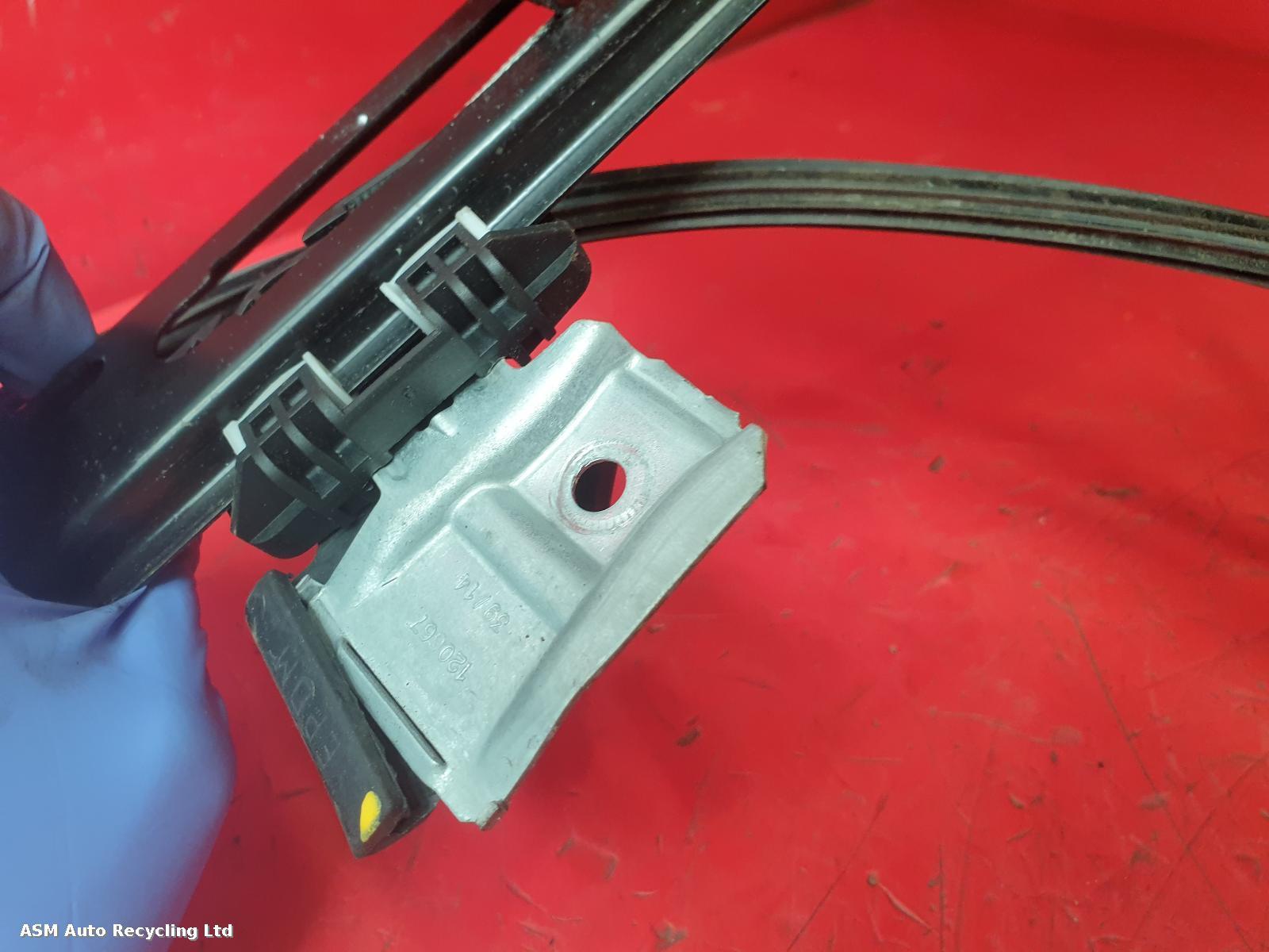View Auto part LF Window Regulator Seat Ibiza 2014