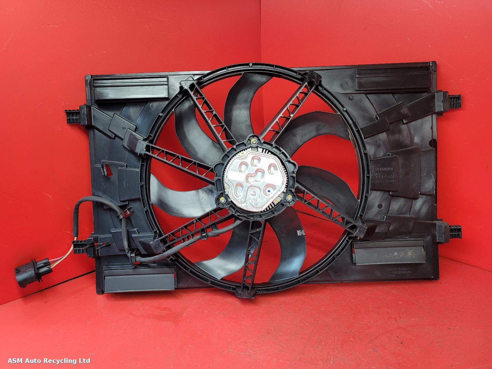 View Auto part Engine Cooling Motor Volkswagen Golf 2015