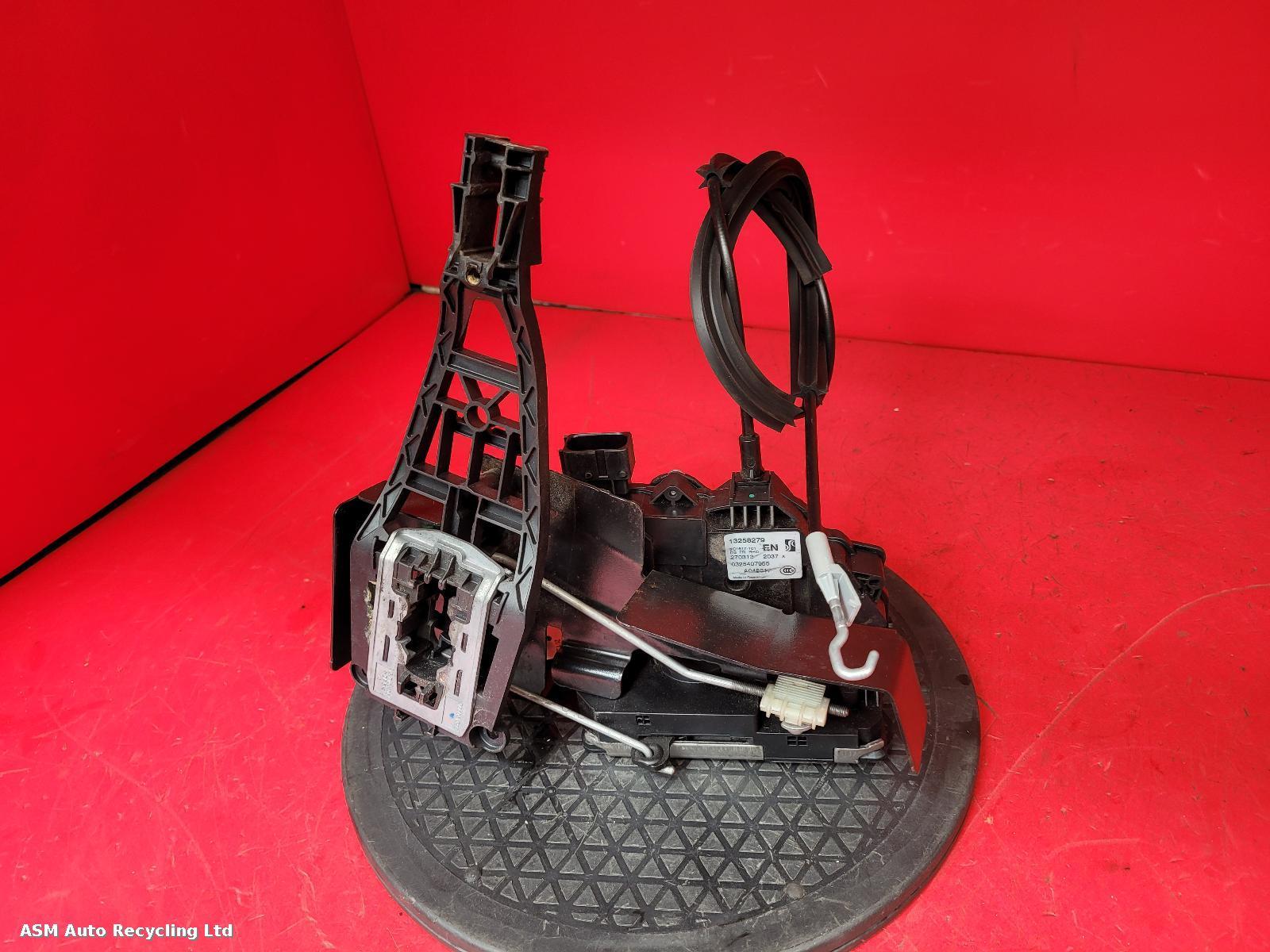 View Auto part Door Lock Assembly Vauxhall Corsa 2013