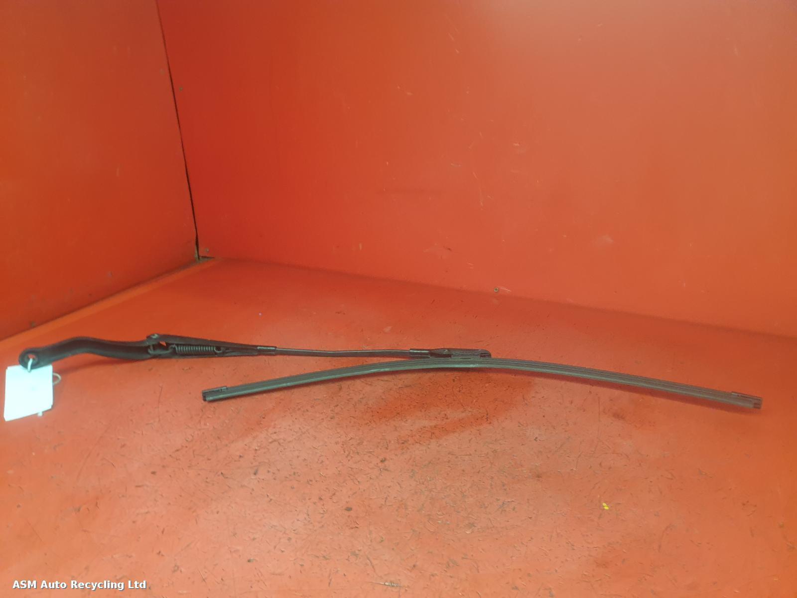 View Auto part Wiper Arm Vauxhall Corsa 2012