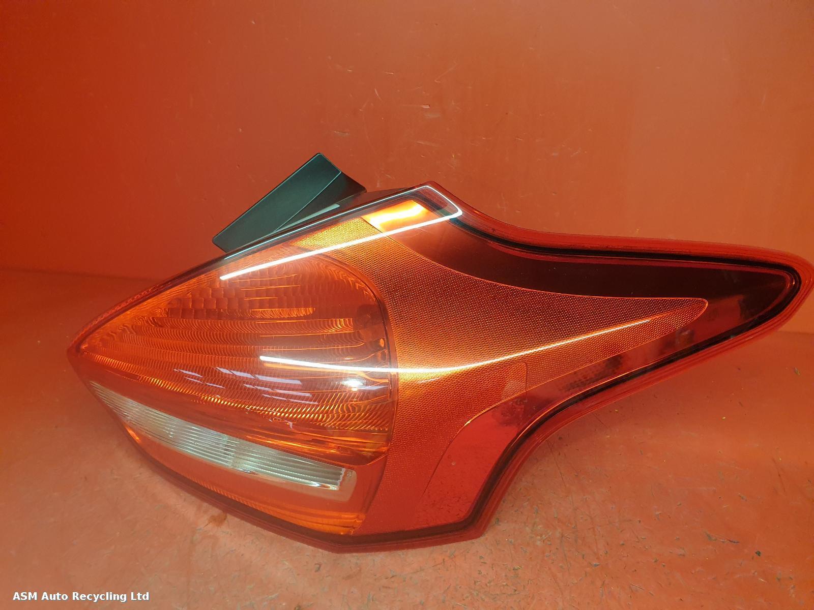 View Auto part R Taillight Ford Focus 2017