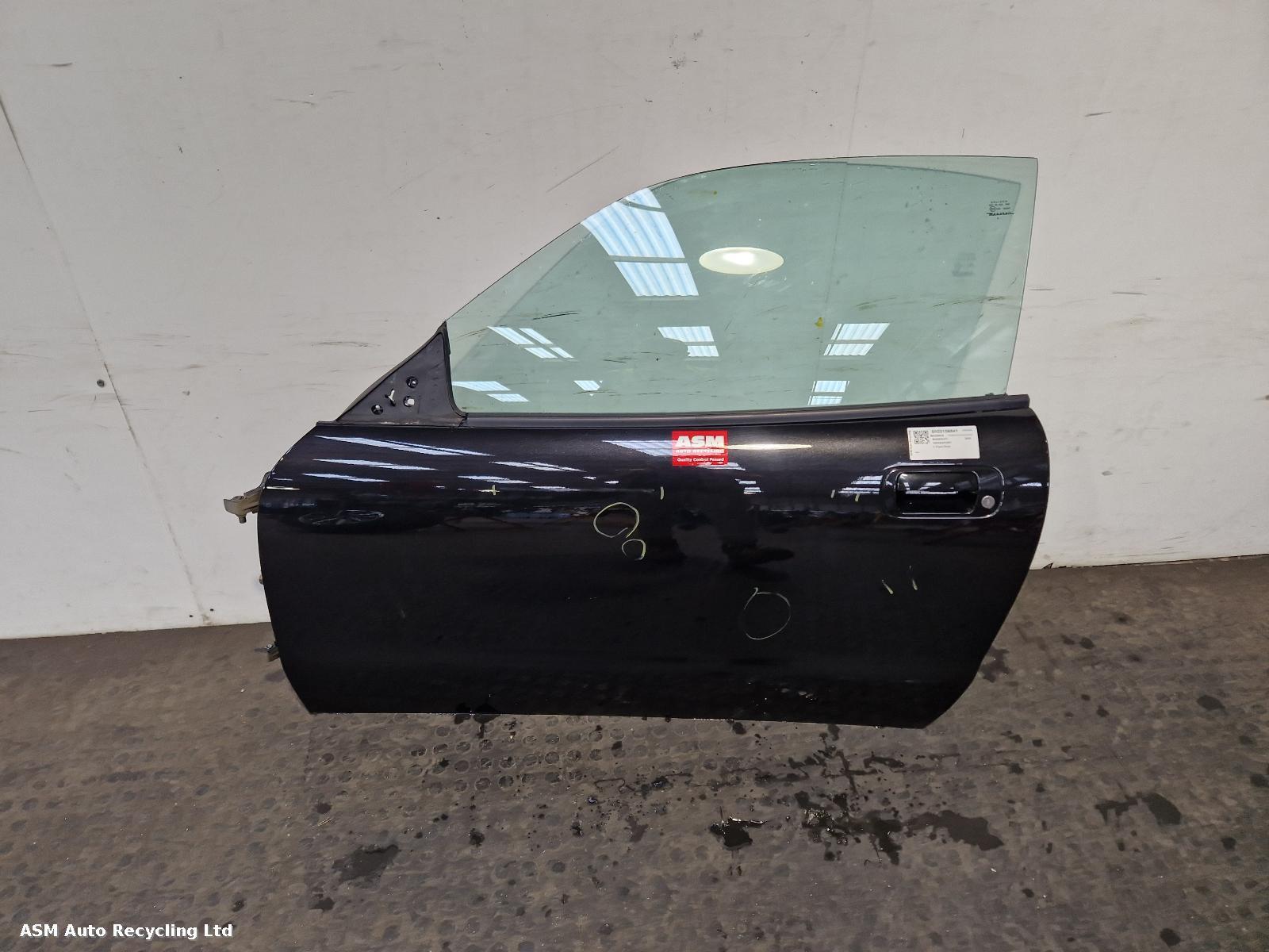 View Auto part L Front Door Maserati Gransport 2005