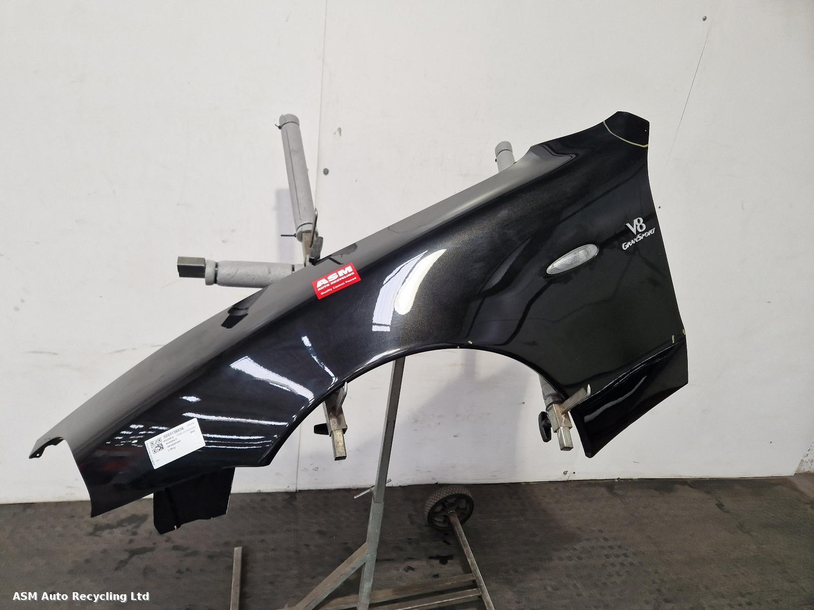 View Auto part L Wing Maserati Gransport 2005