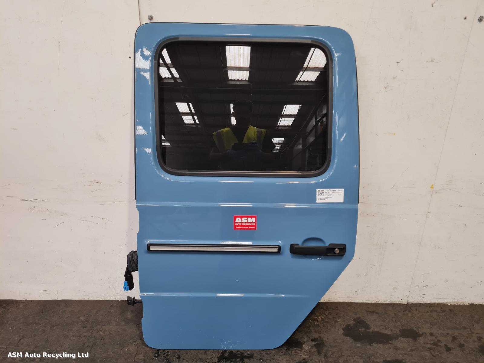 View Auto part L Rear Door Mercedes G Range 2021