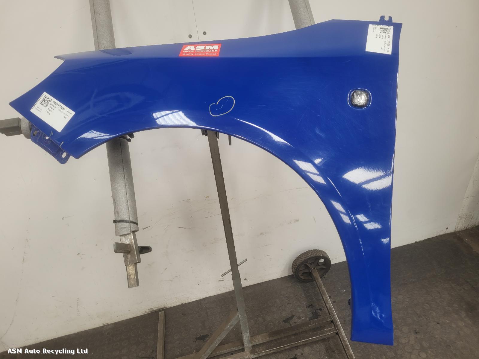 View Auto part L Wing Skoda Fabia 2008