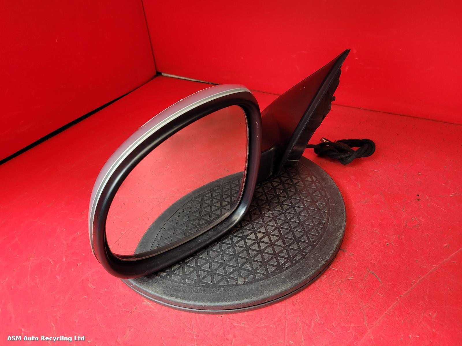 View Auto part L Door Mirror Skoda Yeti 2015
