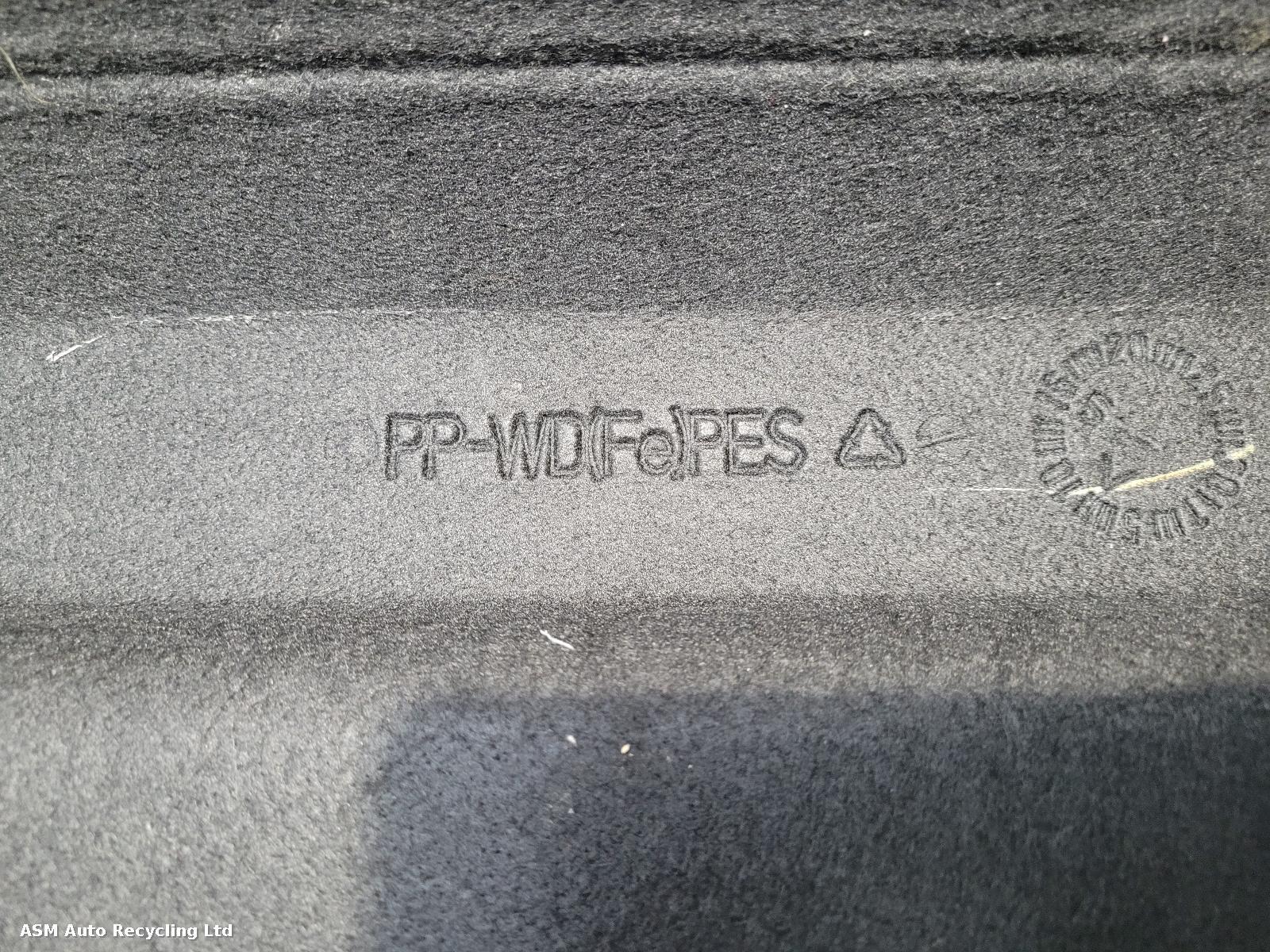 View Auto part Parcel Shelf Skoda Yeti 2015