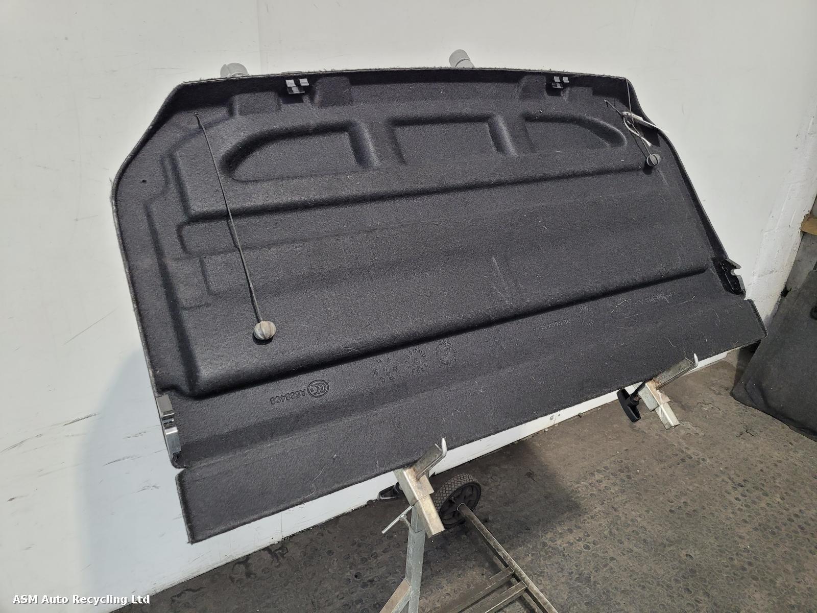 View Auto part Parcel Shelf Skoda Yeti 2015