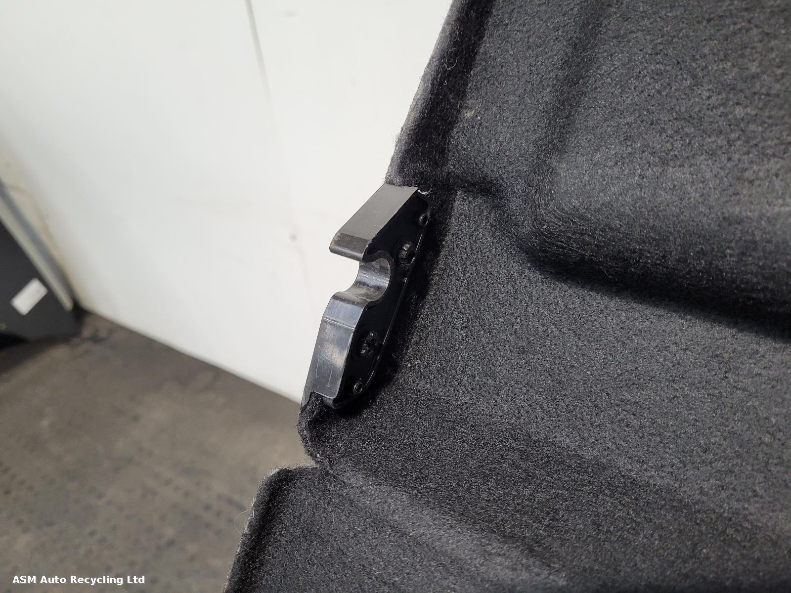 View Auto part Parcel Shelf Skoda Yeti 2015