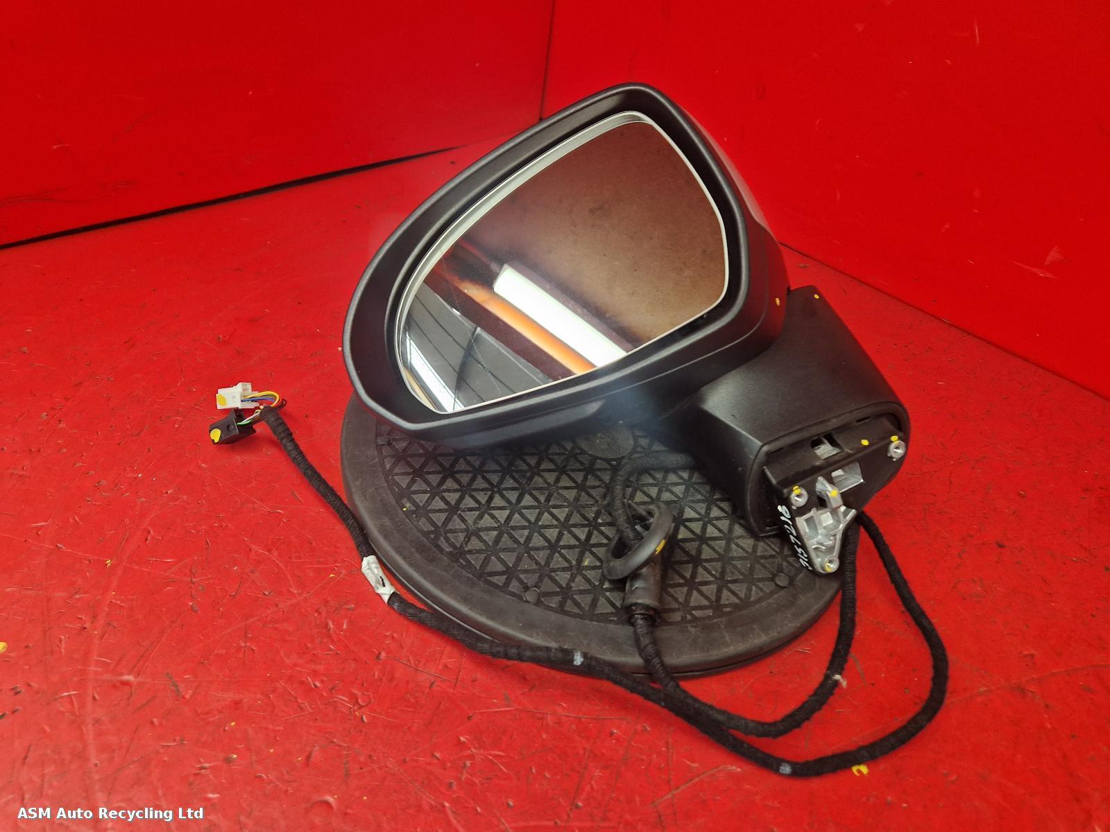 View Auto part L Door Mirror Mercedes Eqe 2023
