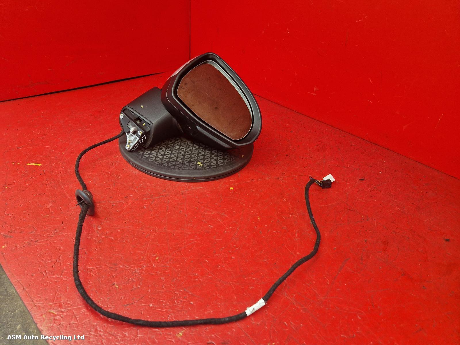 View Auto part R Door Mirror Mercedes Eqe 2023