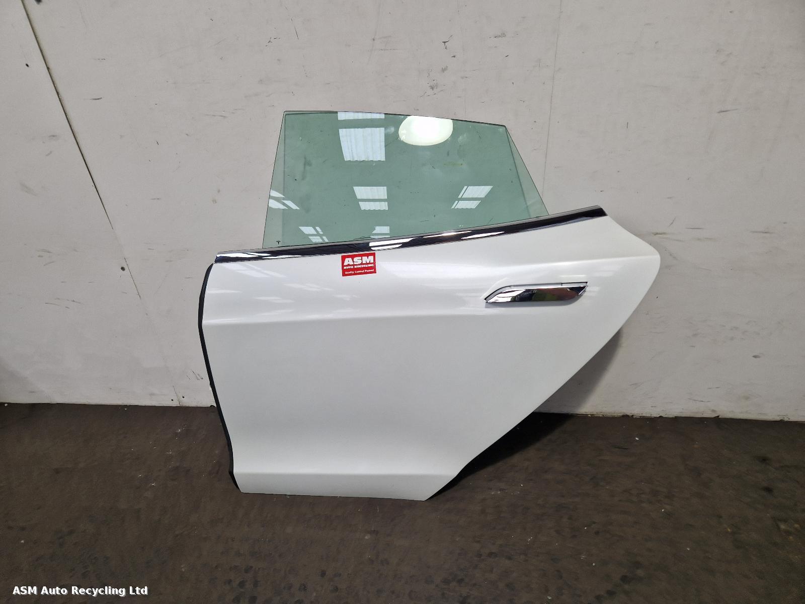 View Auto part L Rear Door Tesla Model S 2015