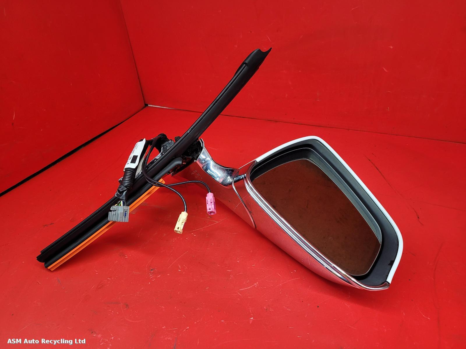 View Auto part R Door Mirror Tesla Model S 2015