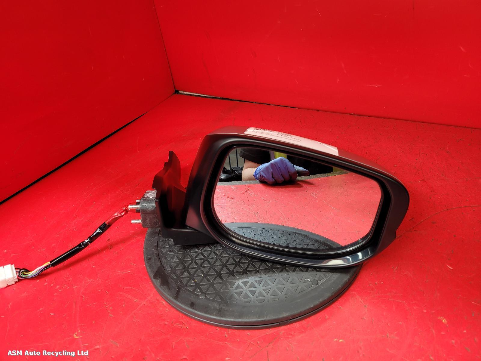 View Auto part R Door Mirror Honda Insight 2009