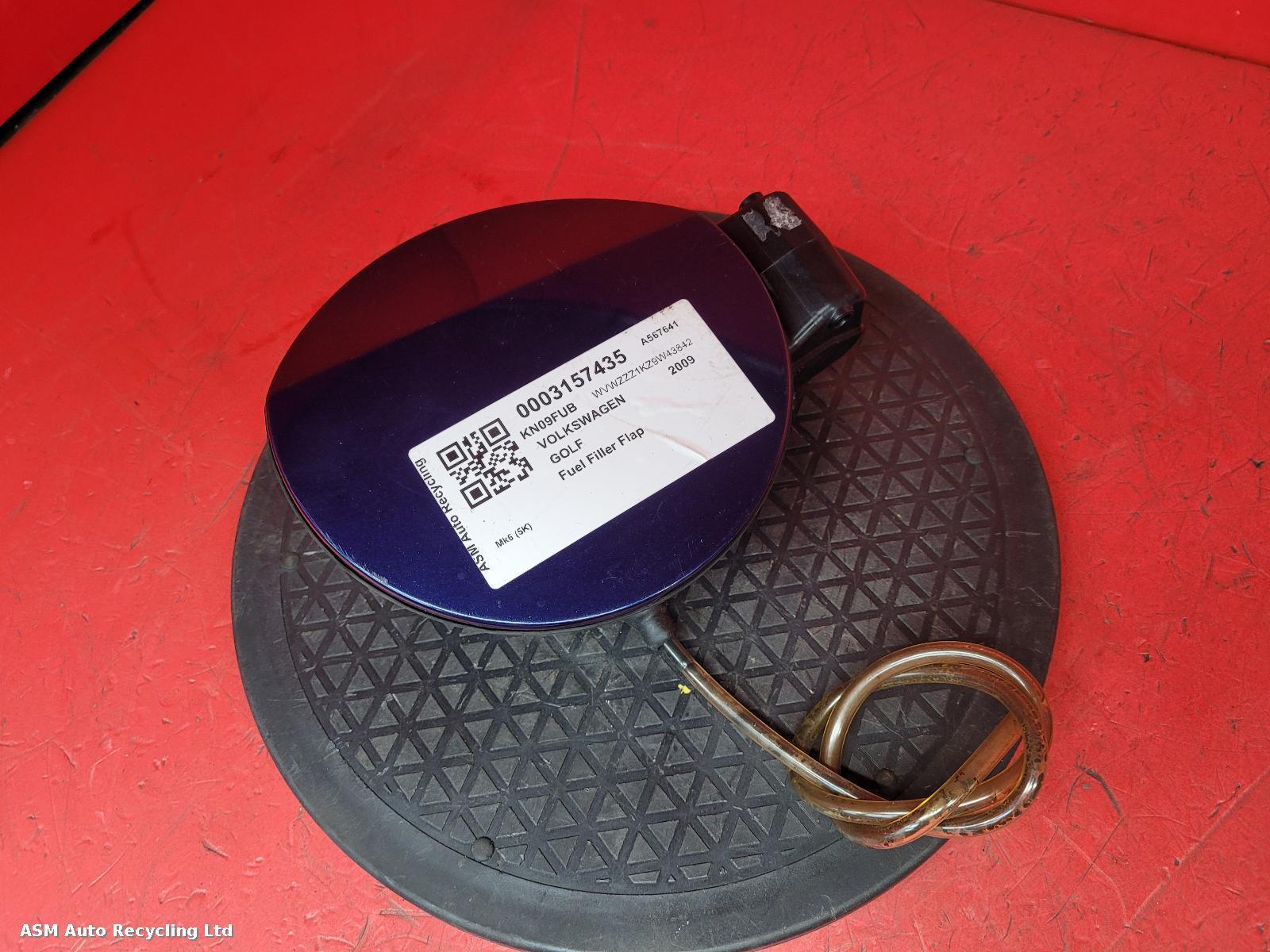 View Auto part Fuel Filler Flap Volkswagen Golf 2009