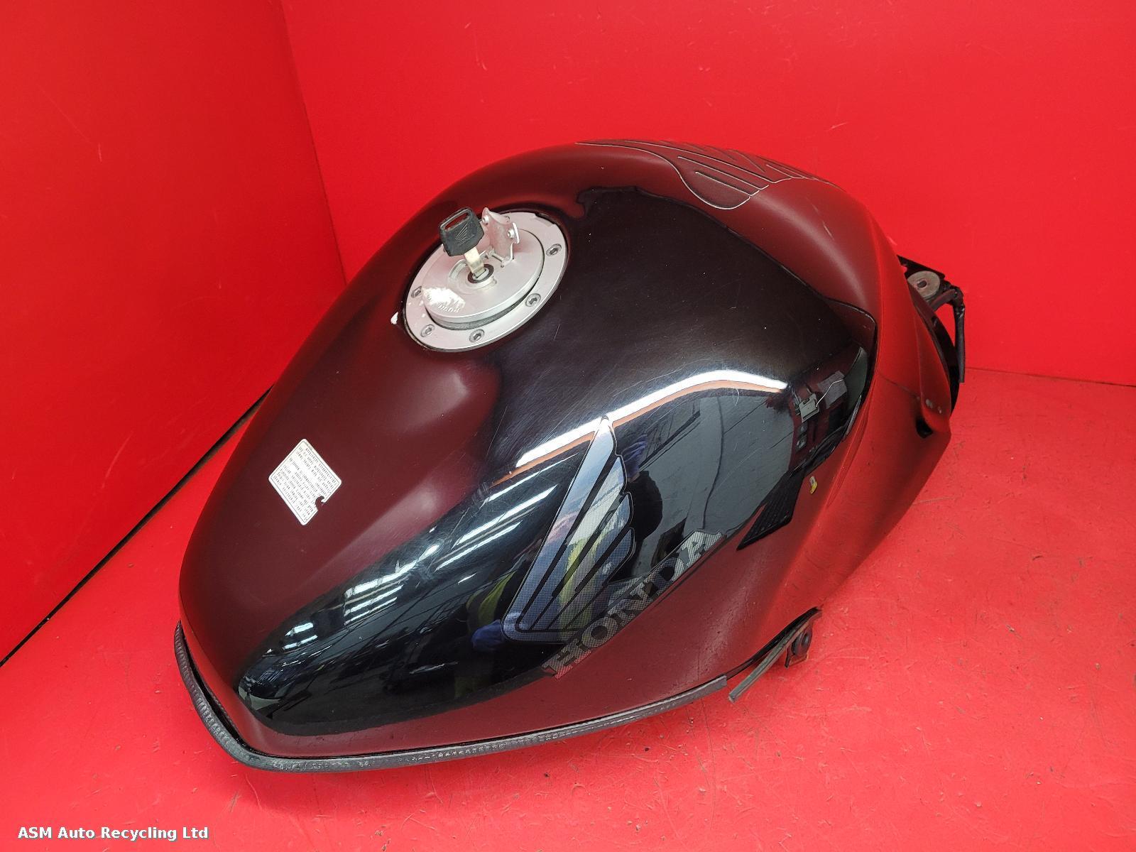 View Auto part Fuel Tank Honda Cbr 1100 Xx 1997