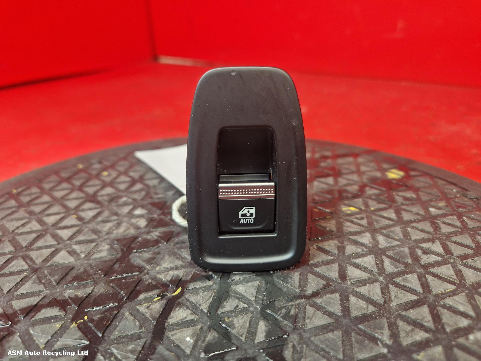 View Auto part Elect. Window Switch Renault Megane E-tech 2024