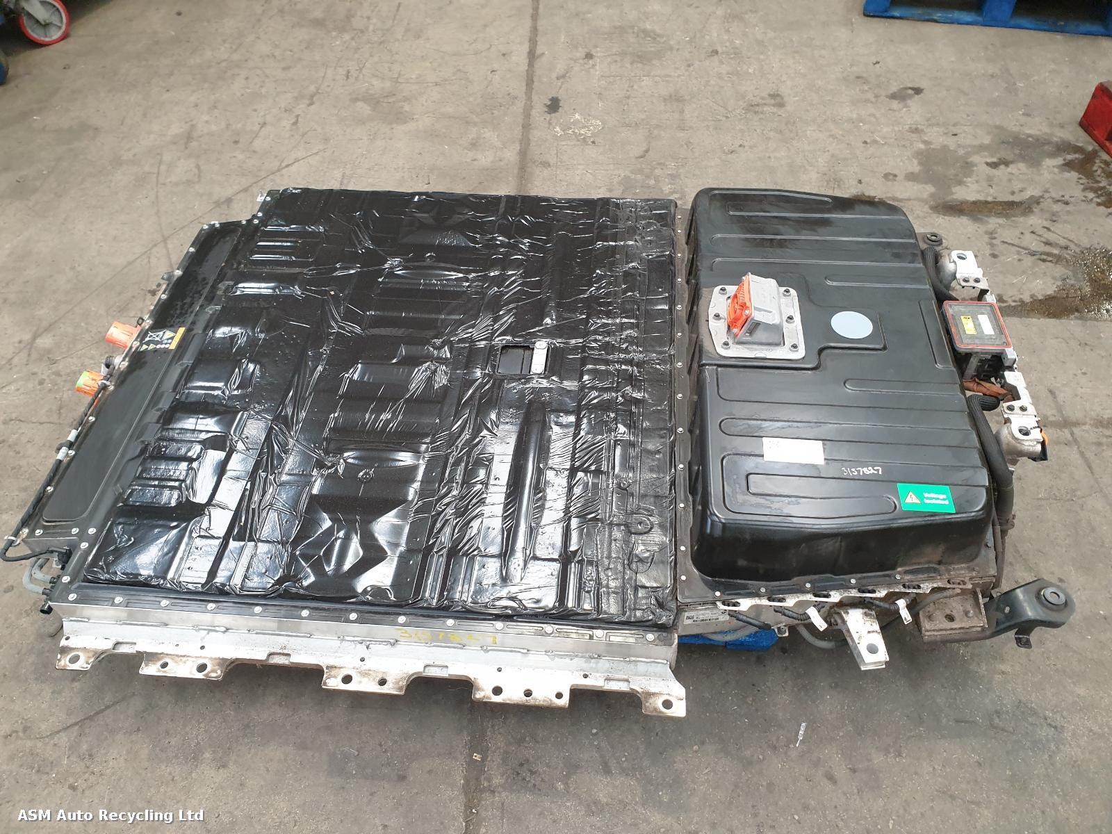View Auto part Hybrid Battery Cell Renault Megane E-tech 2024