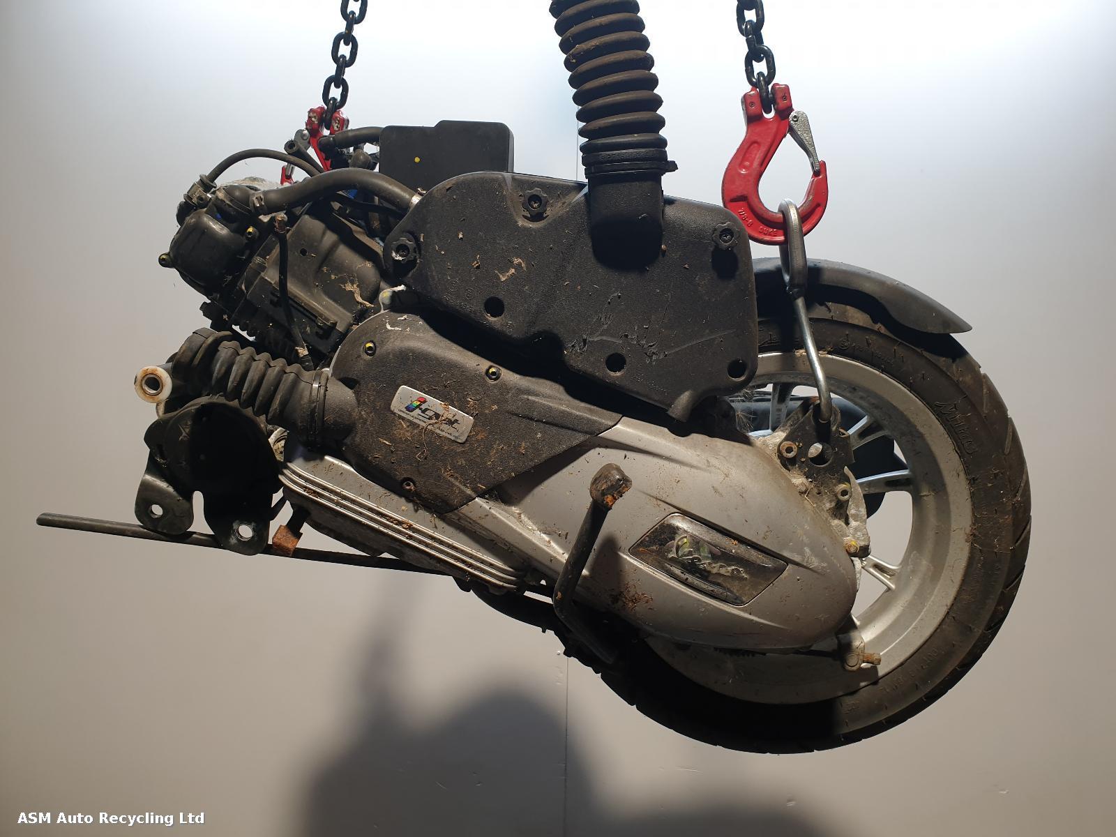 View Auto part Engine Vespa Primavera 2021