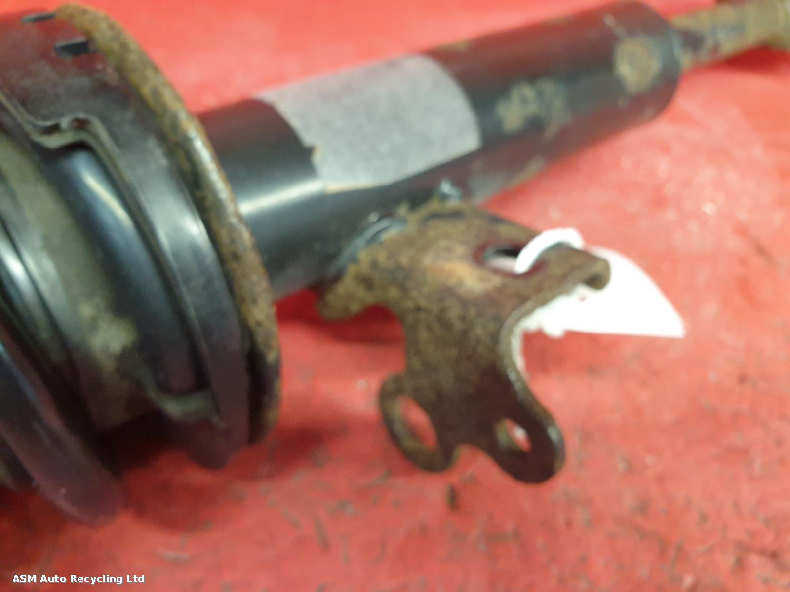 View Auto part RF Strut Bmw 5 Series 2014