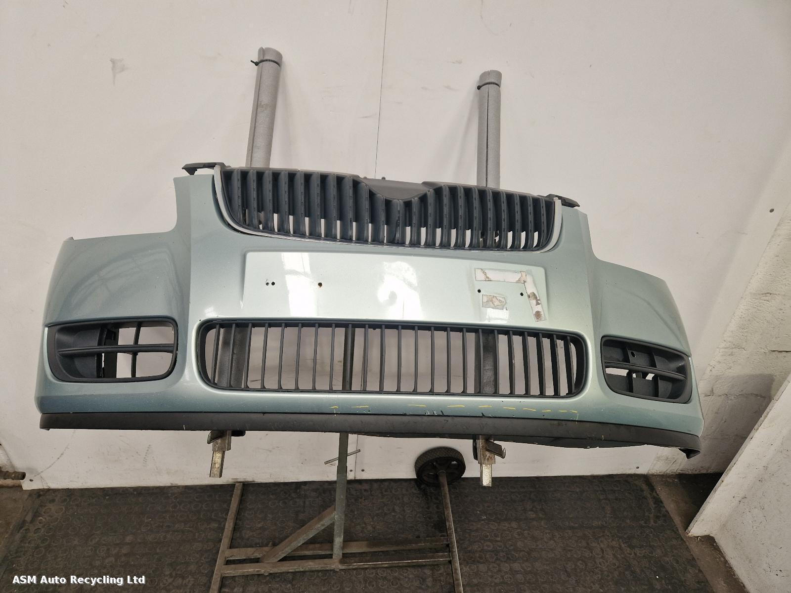 View Auto part Front Bumper Skoda Fabia 2009