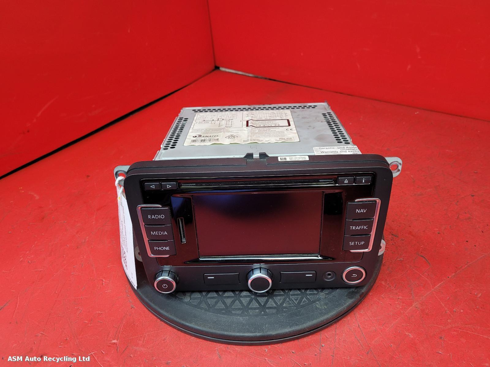 View Auto part A/V Equipment Volkswagen Passat 2013