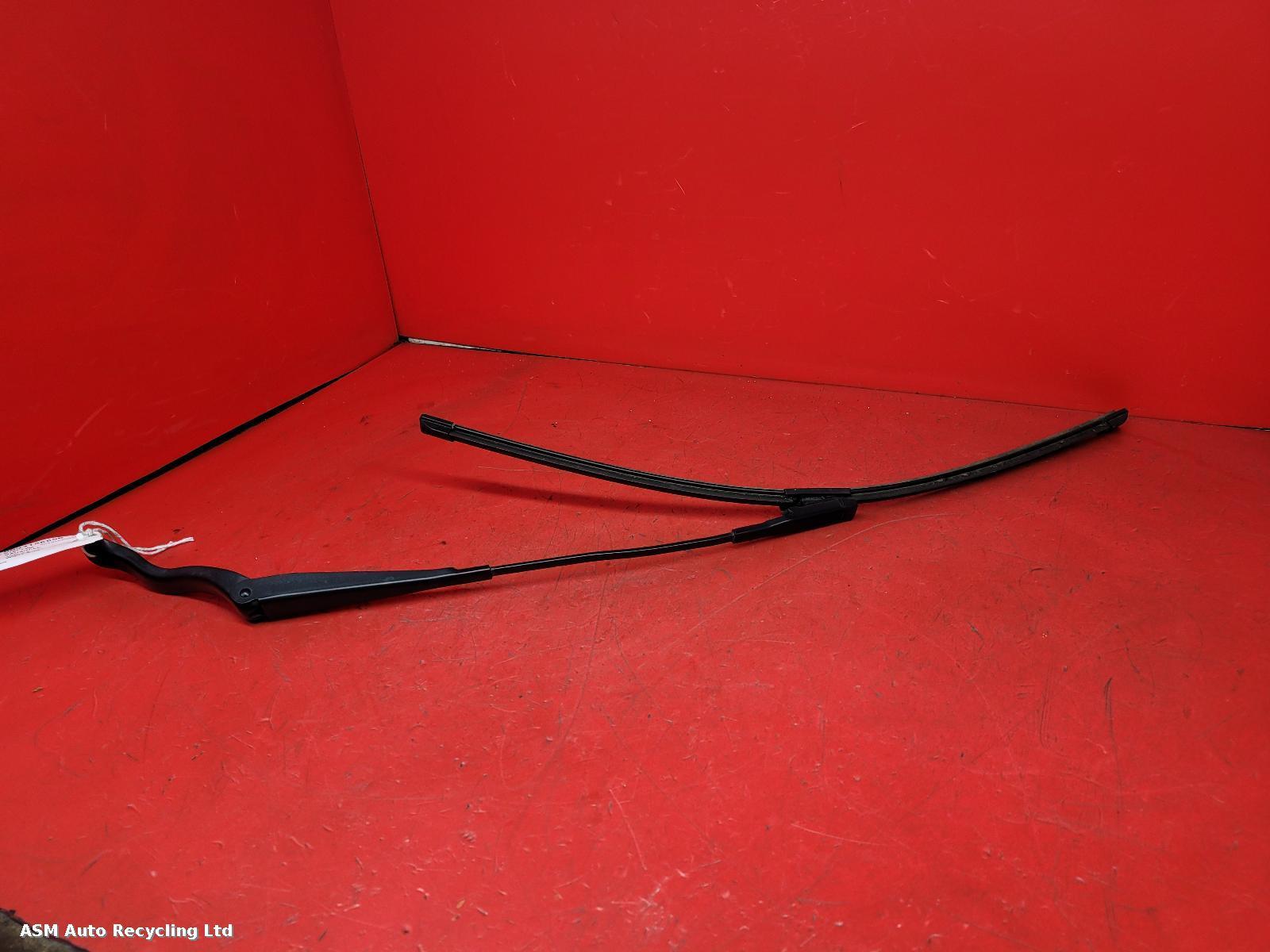 View Auto part Wiper Arm Vauxhall Corsa 2016