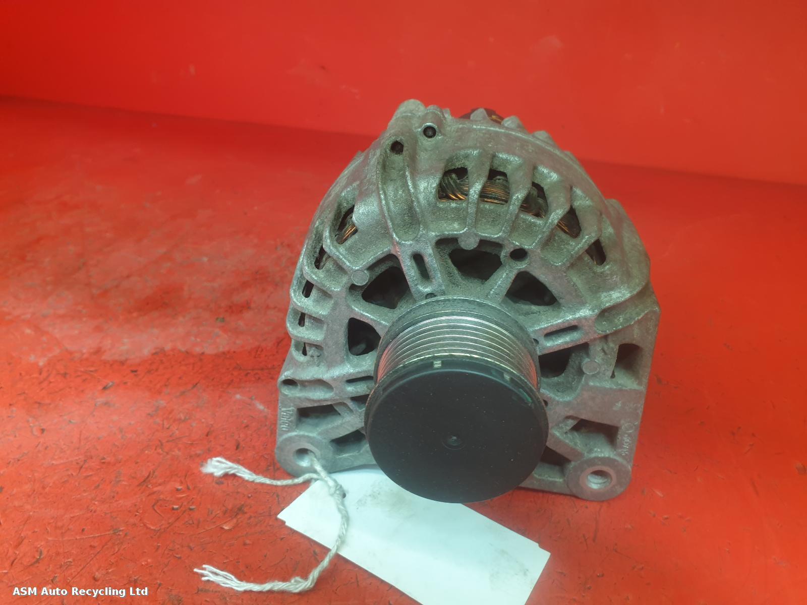 View Auto part Alternator Renault Megane 2013