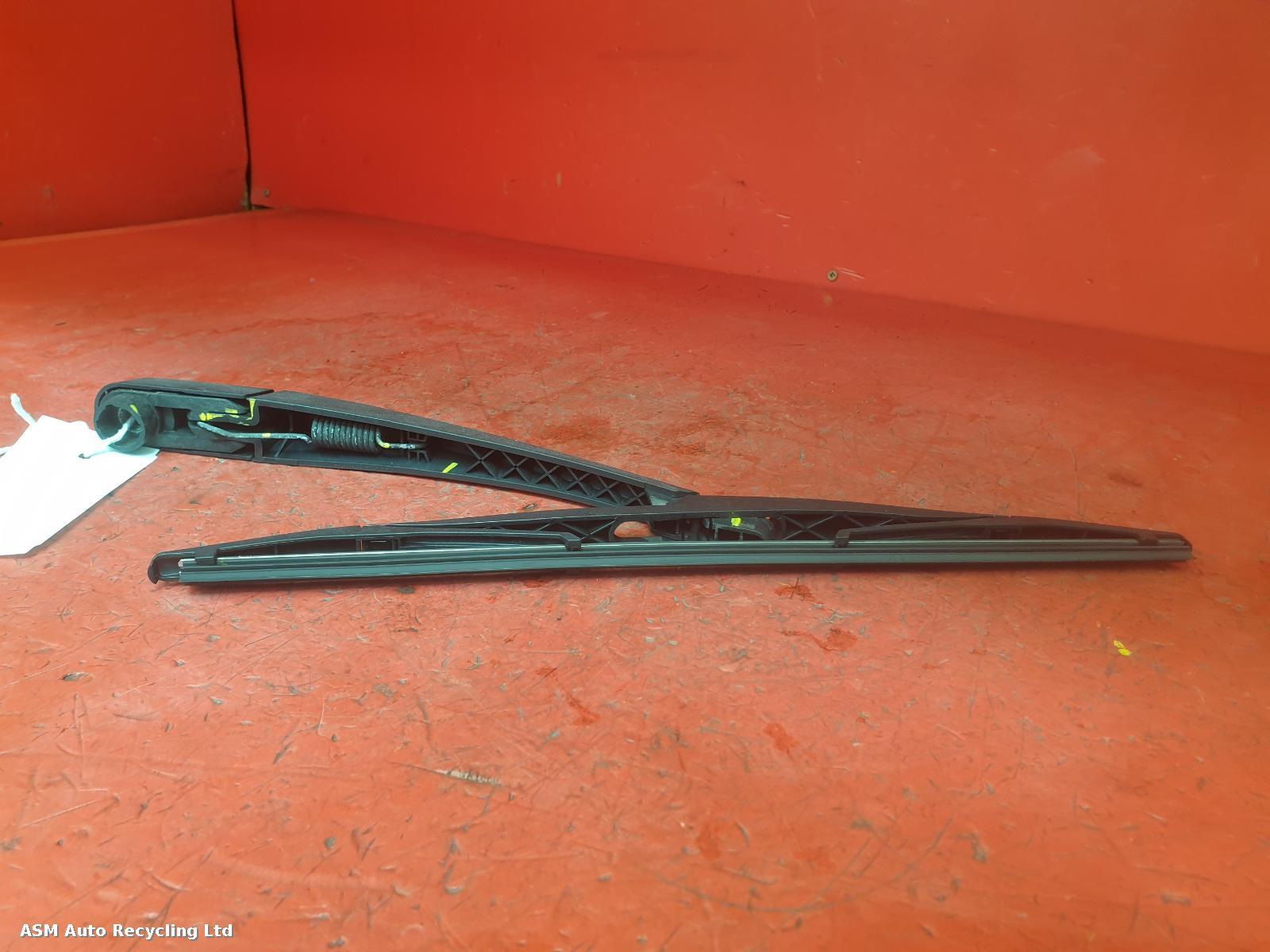 View Auto part Wiper Arm Renault Megane 2013