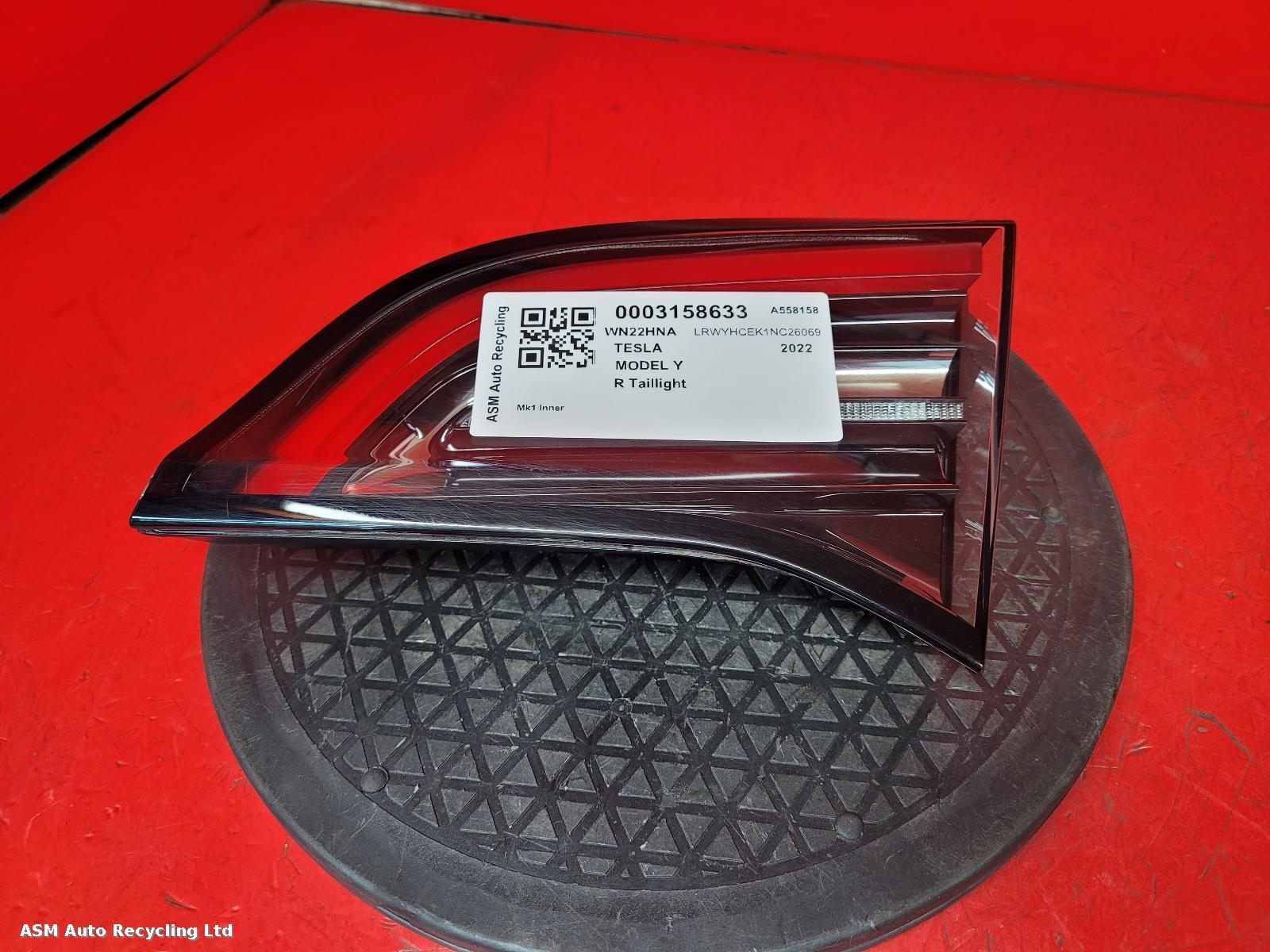 View Auto part R Taillight Tesla Model Y 2022