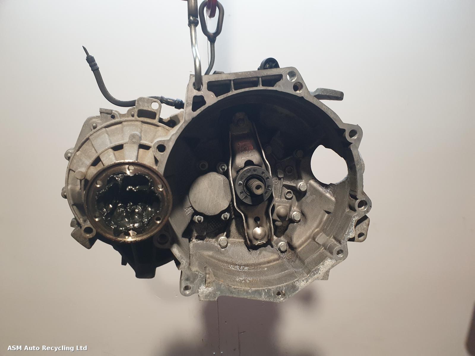 View Auto part Gearbox Volkswagen Golf 2018