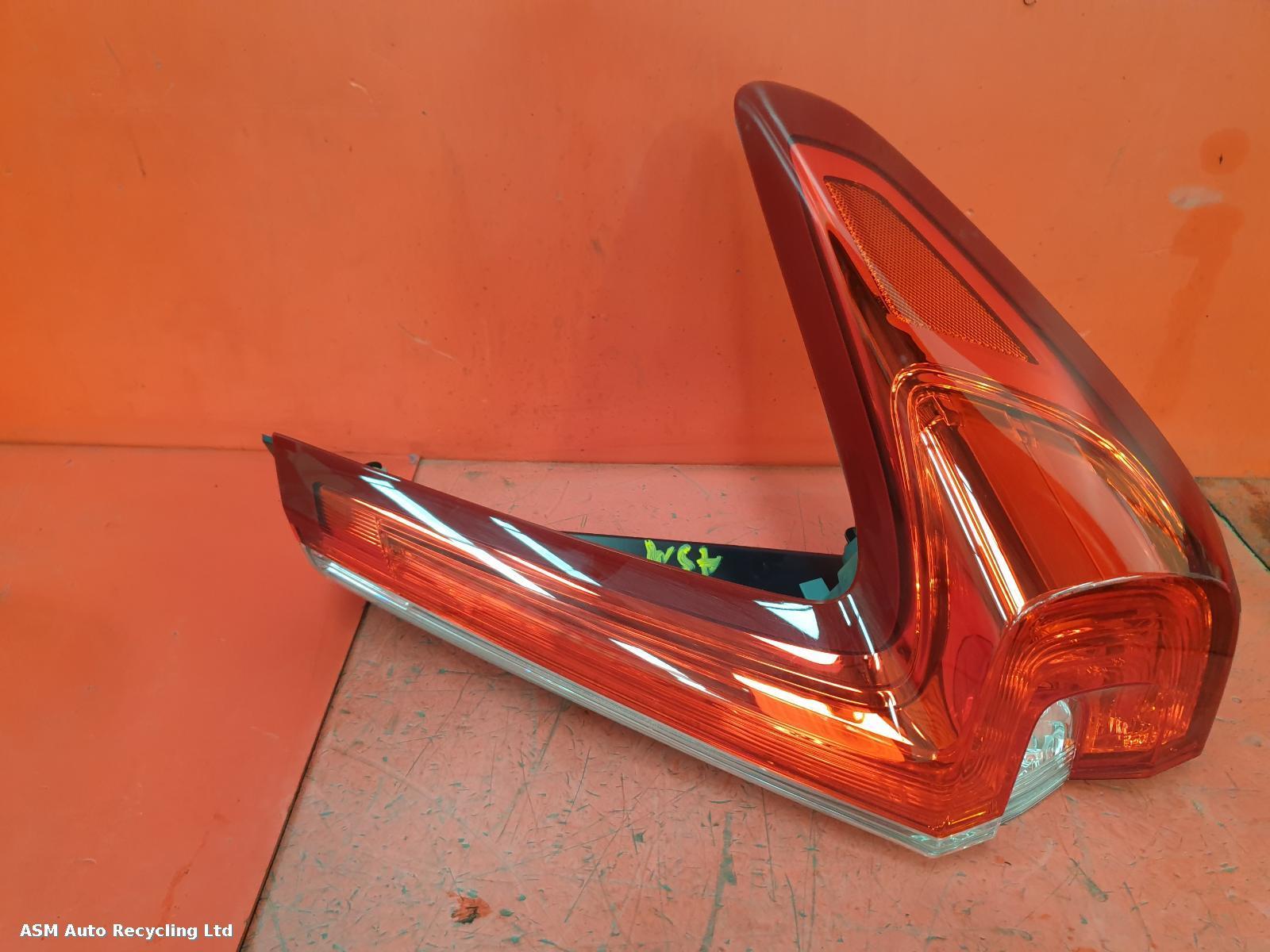 View Auto part R Taillight Honda Crv 2023