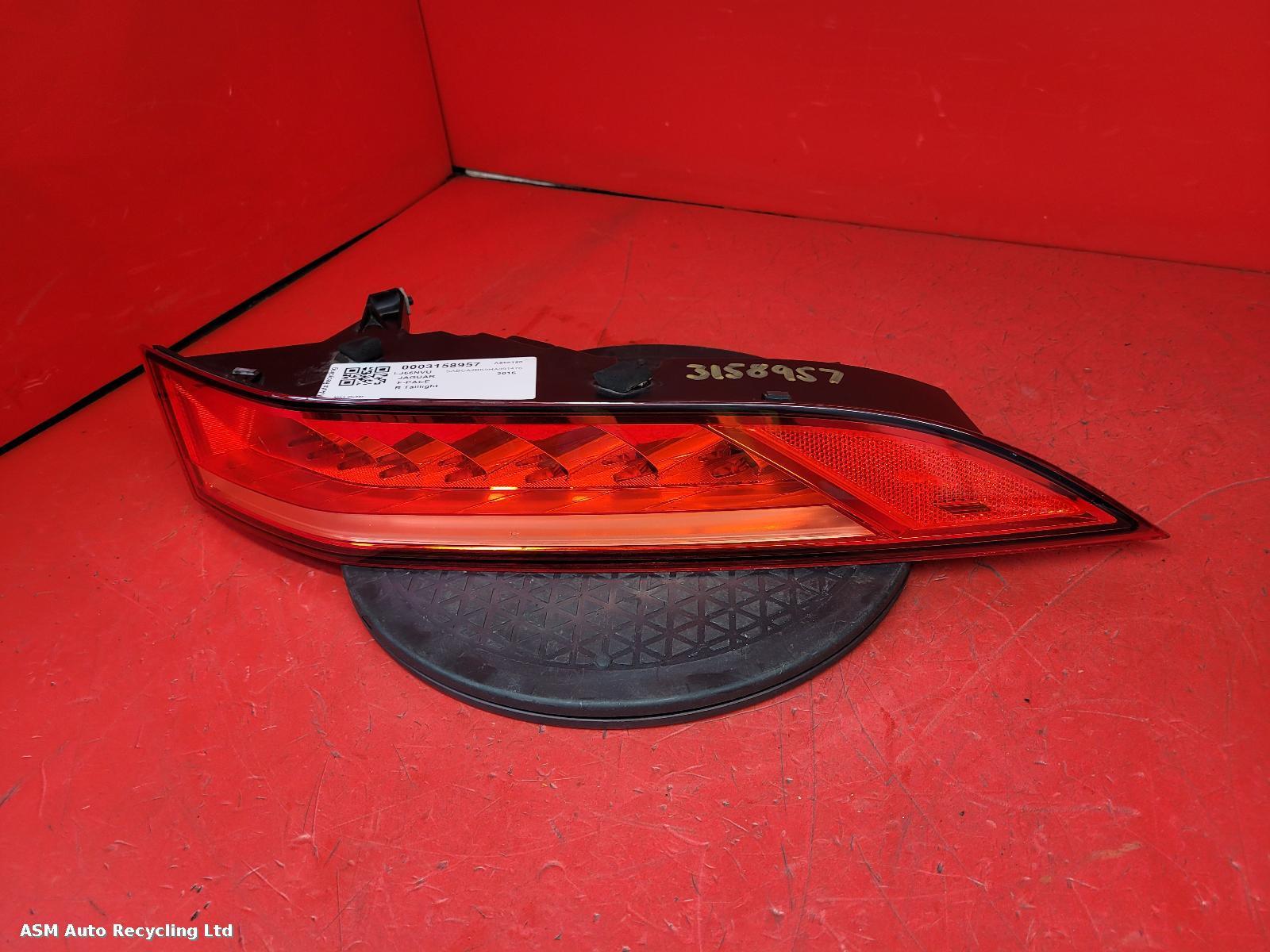 View Auto part R Taillight Jaguar F-pace 2016
