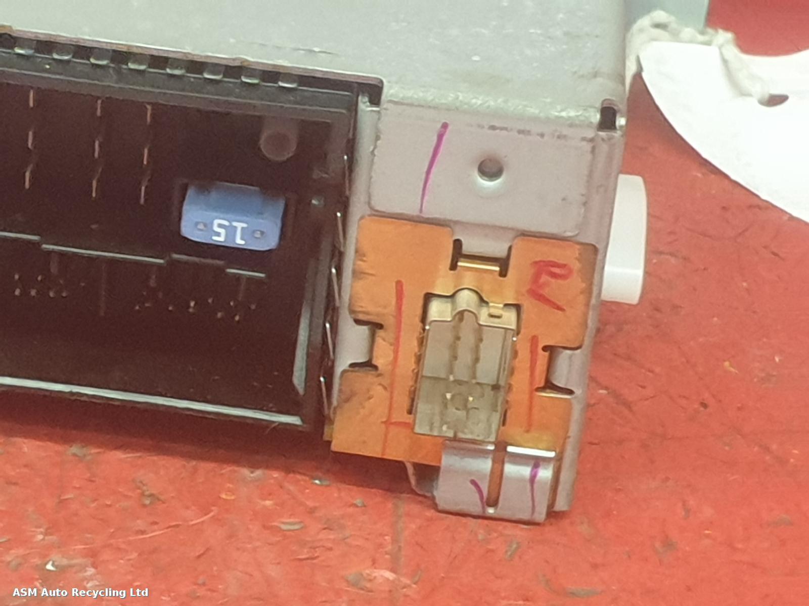 View Auto part A/V Equipment Bmw 5 Series 2007