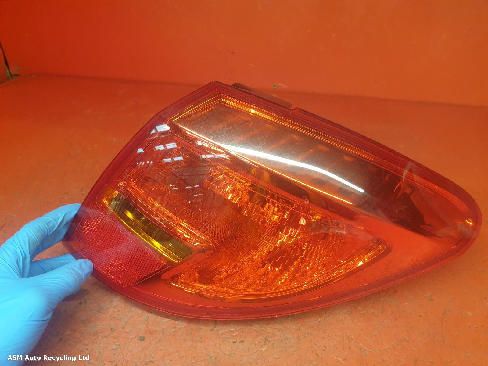 View Auto part R Taillight Vauxhall Meriva 2017