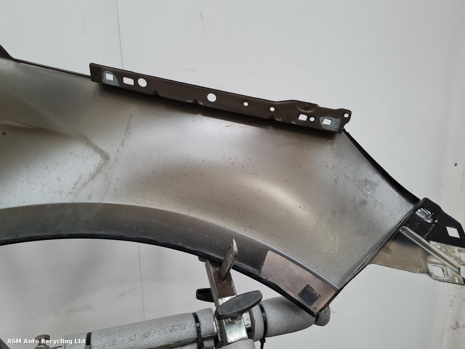 View Auto part L Wing Ford Edge 2018